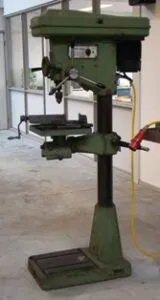 beschermkap kolomboormachine ontbreekt